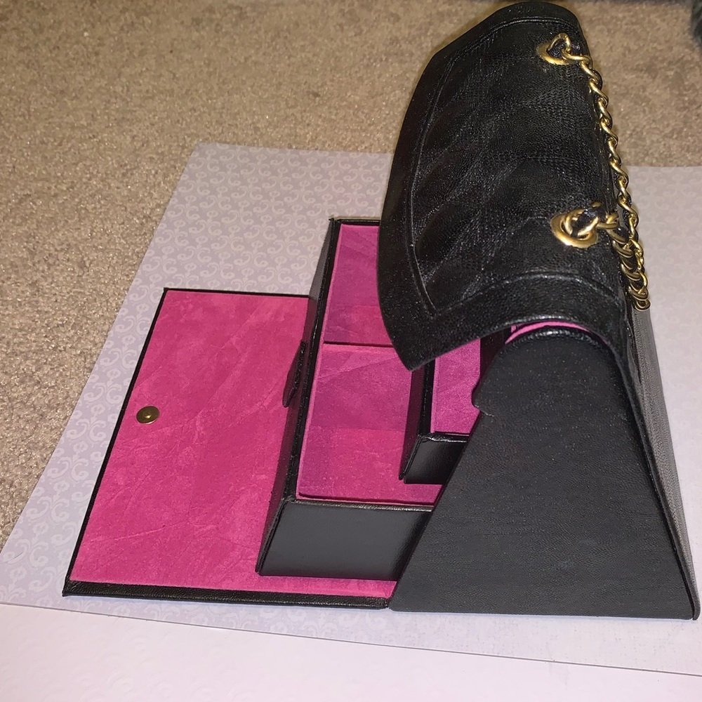 Purse jewelry box - with gold chain